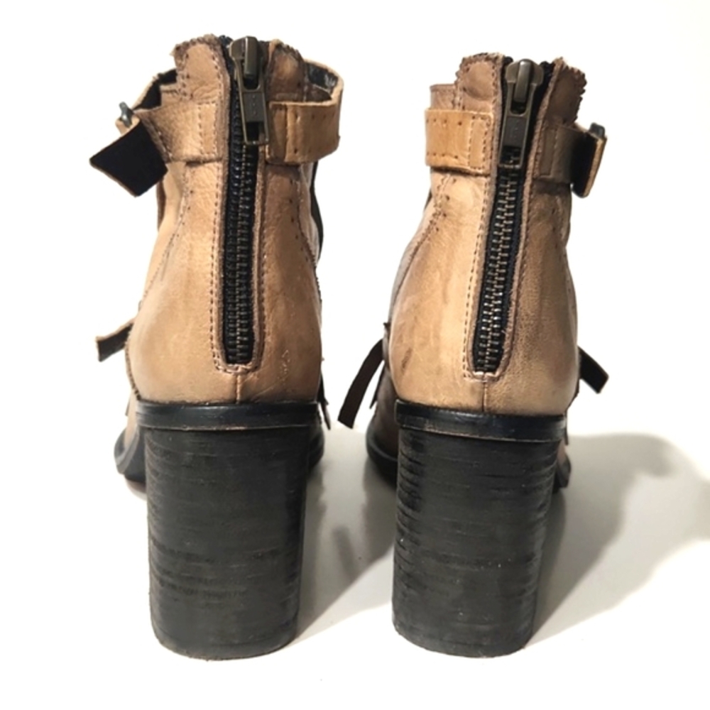 Free People Circle Back Distressed Leather Kiltie Fringe Boots Tan Size EU 38 - Picture 8 of 16